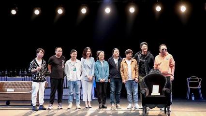 编剧的“吐槽” 当表演嘉宾遭遇脱口秀的审美鸿沟与排练困境